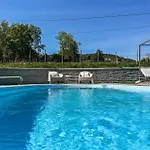 3 Bedroom Stunning In Vakantiehuis Vikebygd