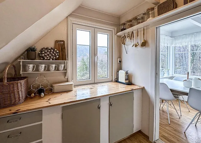 بيت للعطل 3 Bedroom Stunning In